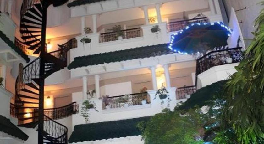 Hotel Galleria Davao Stadt Exterior foto